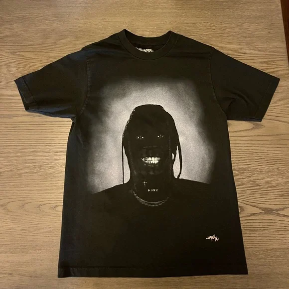 Travis Scott グラフィックTシャツ L サイス Travis Scott グラフィックTシャツ L サイス